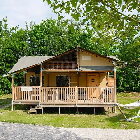 Glamping *