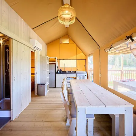 Glamping Lüks kamp alanı Lido di Spina