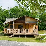 Glamping *