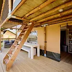 Glamping ラグジュアリーテント リド・ディ・スピーナ