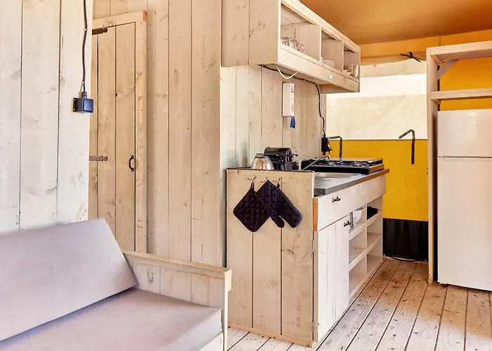 Glamping *